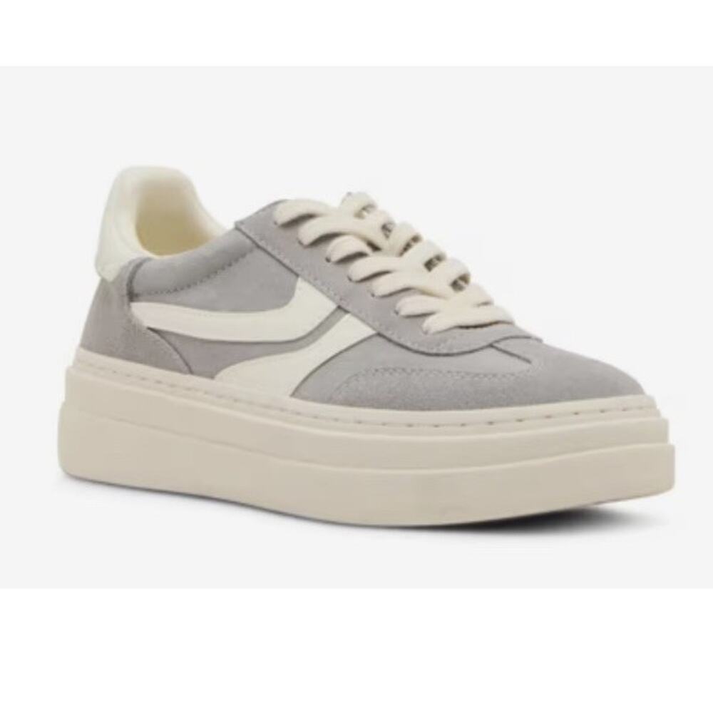 NEW Steve Madden Dodge Women’s Platform Sneakers Grey White Size 11M